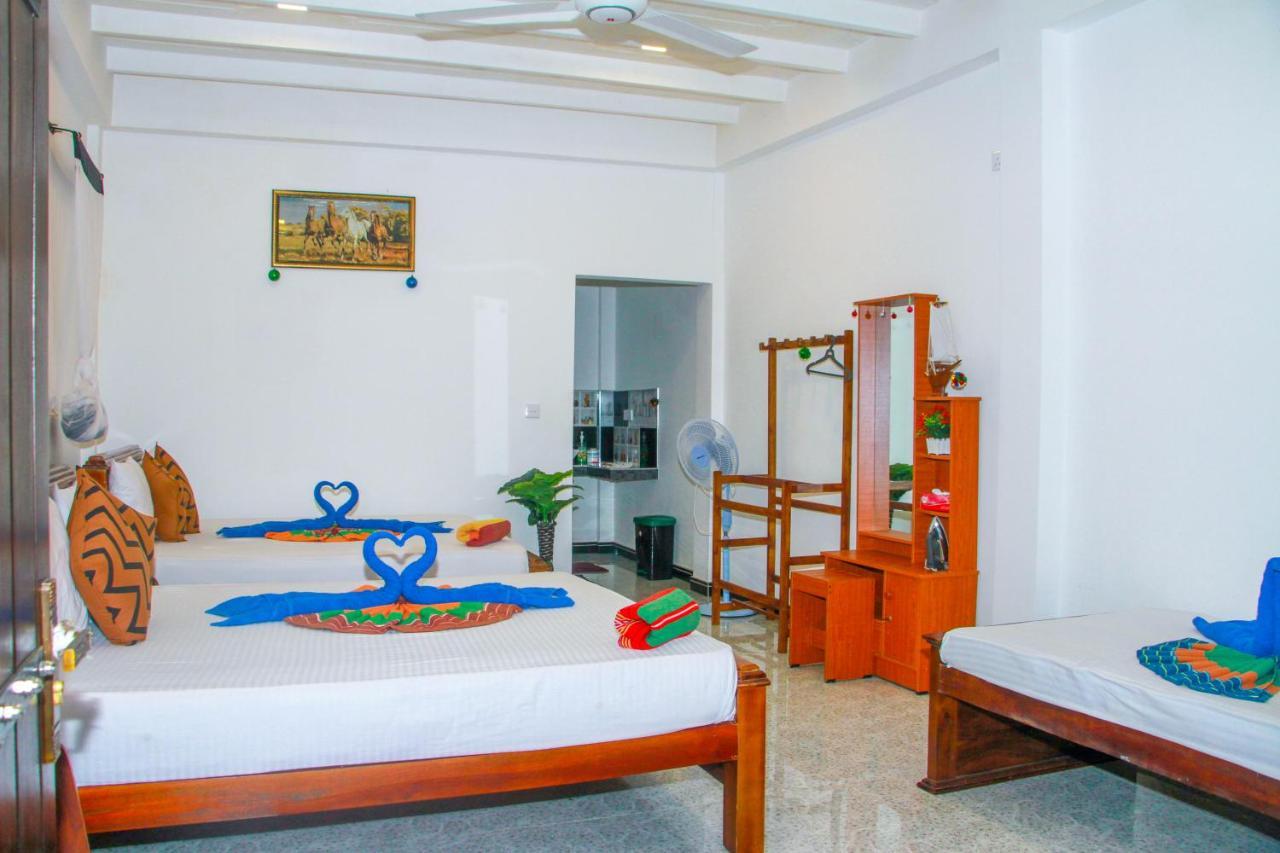 Sigiri Tarushan Home Stay Sigiriya Exterior photo
